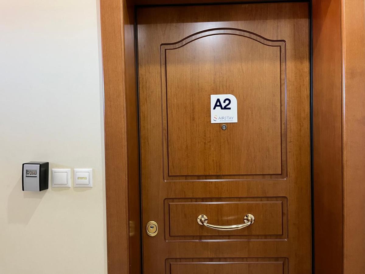 Spáta Hector Apartment Airport By Airstay מראה חיצוני תמונה