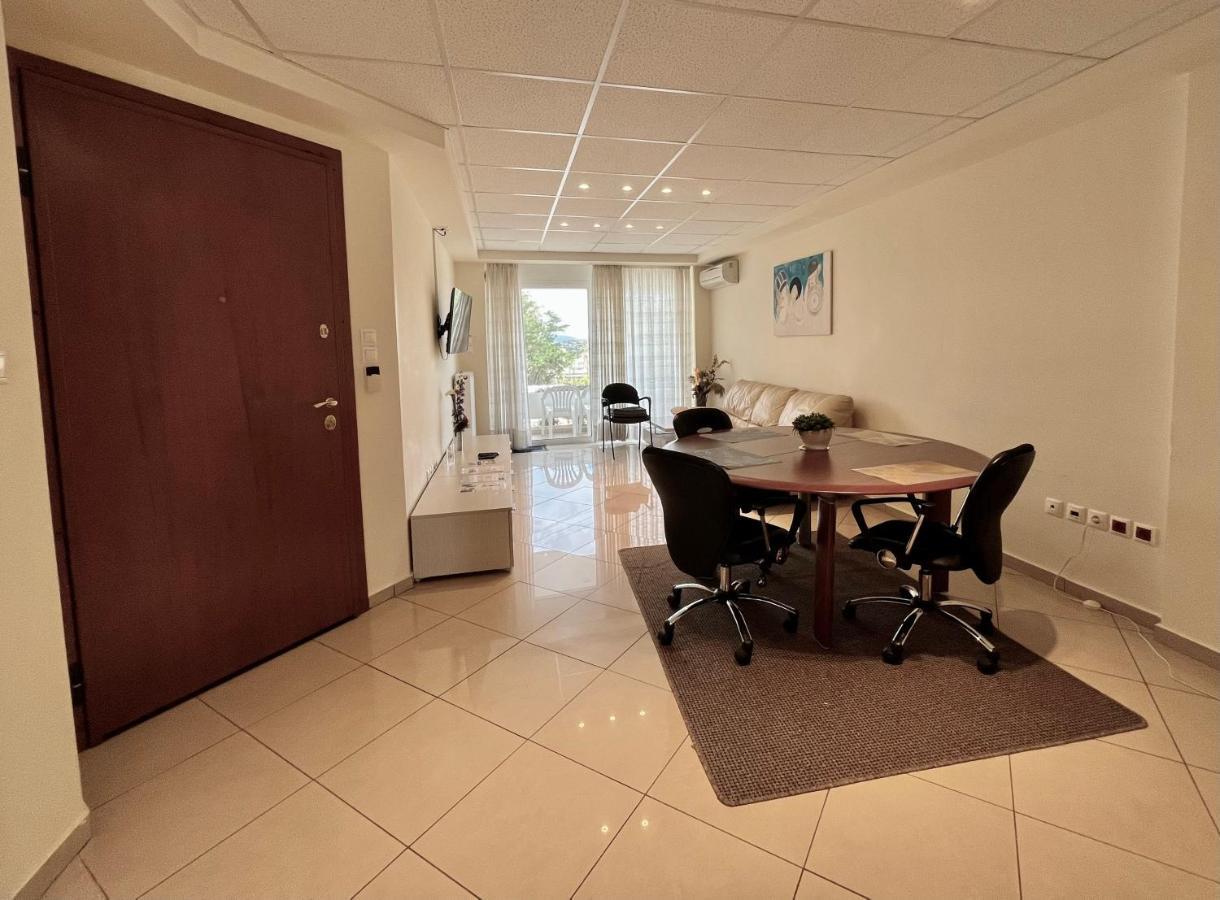 Spáta Hector Apartment Airport By Airstay מראה חיצוני תמונה